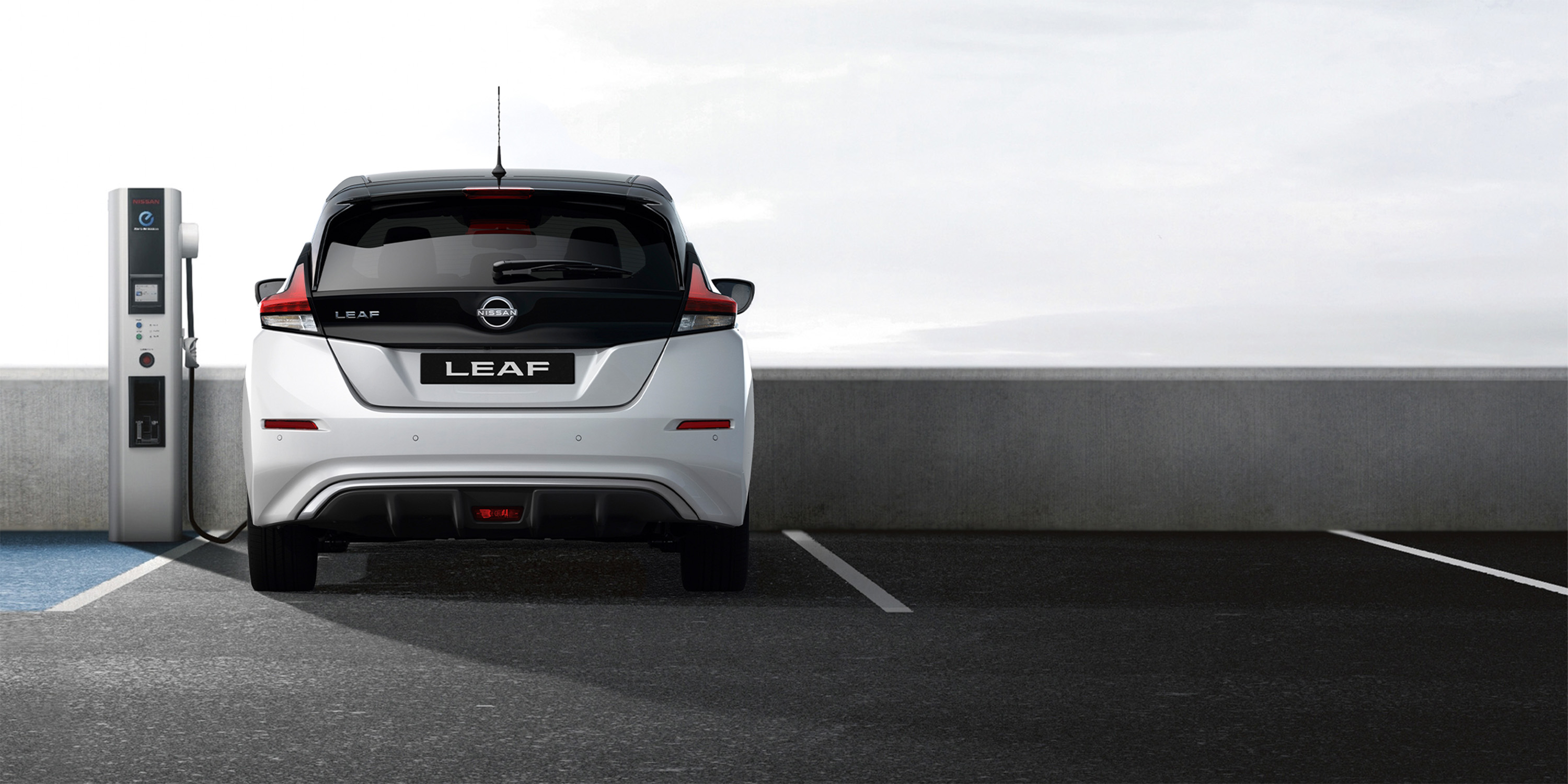 GO THE DISTANCE IN THE LEAF e+